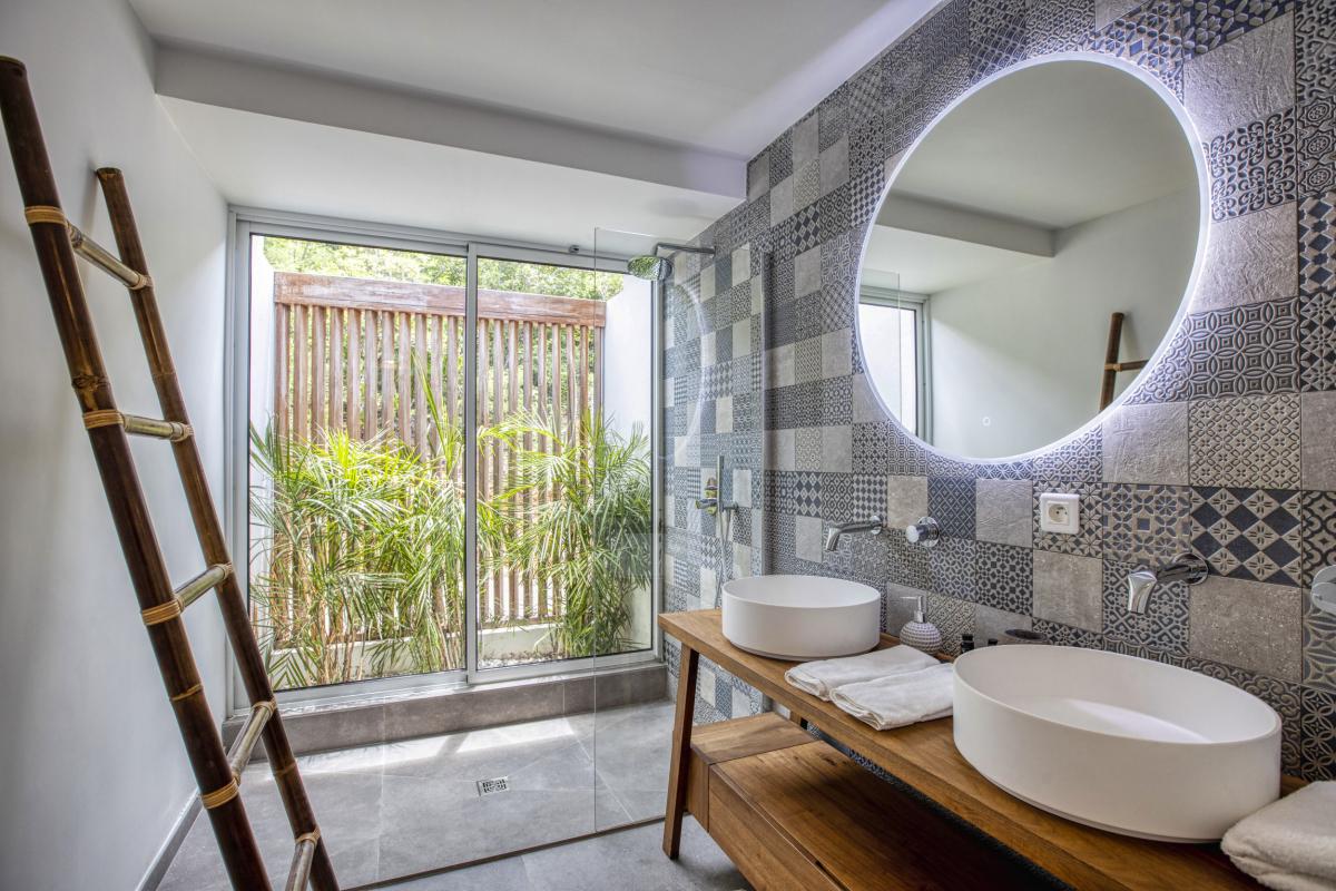 Location Villa Terres Basses Saint Martin-salle de douche-22